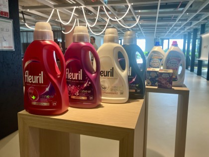 Carolien Adriaansche - producten Henkel