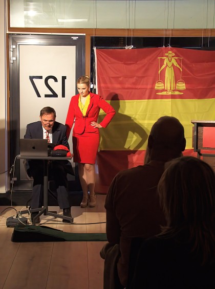 7. “MHWG” gespeeld bij Van Straaten Makelaardij