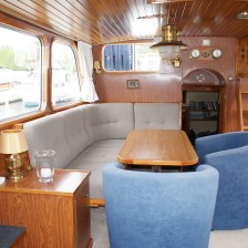 Meubelstoffering boot