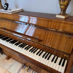 Piano Zender 