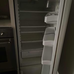 Frigo et congélateur mauvais état mais fonctionnel