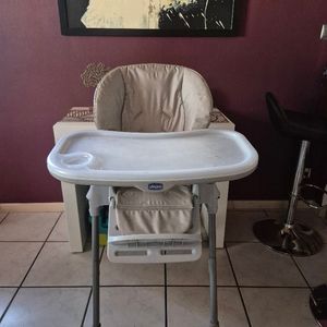 Chaise haute 