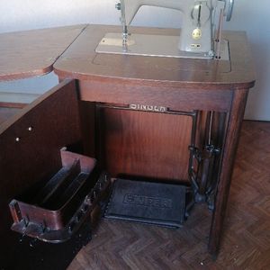 Machine à coudre Singer vintage 