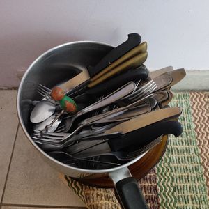 Couvert, casserole , saladier