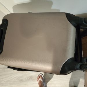 Valise cabine à bricoler