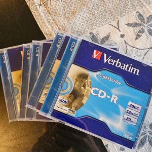 4 CD-R 
