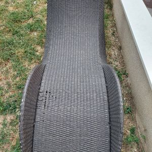 Chaise longue