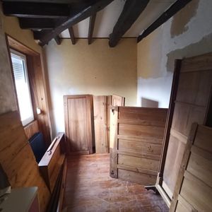 Armoire en bois 