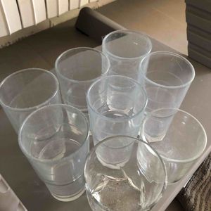 Verres et gourde