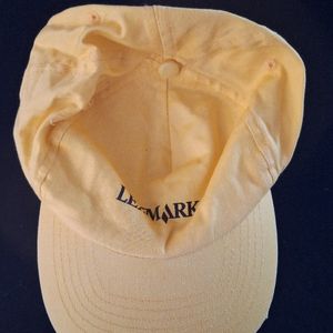 Casquette jaune 