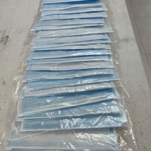 Masques de protection type chirurgicaux 
