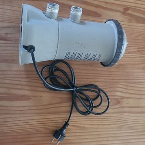 Pompe piscine Intex - pour pieces (moteur hs)