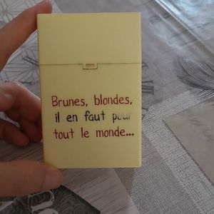 Boite pour paquet de cigarette