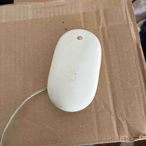 Souris Mac ancienne génération