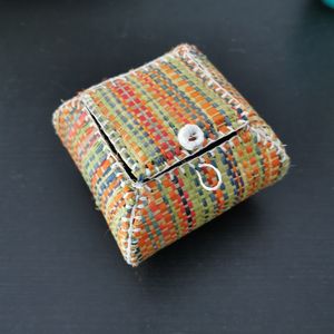 Petite boîte tressée