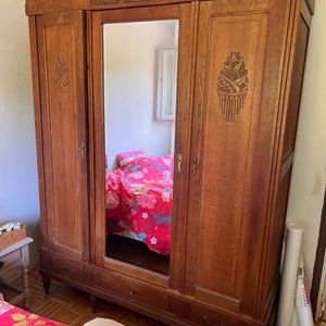 Armoire