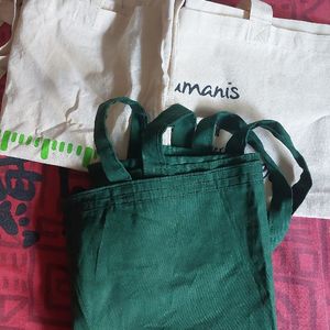 Tote bags