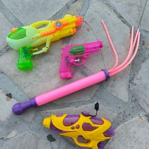 Lot pistolets à eau 