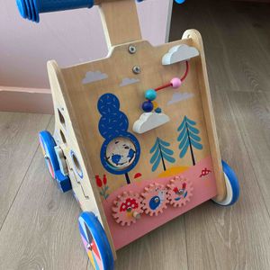 Donne chariot de marche 