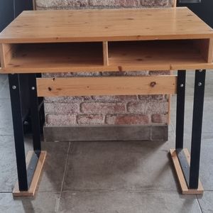 Bureau fait maison