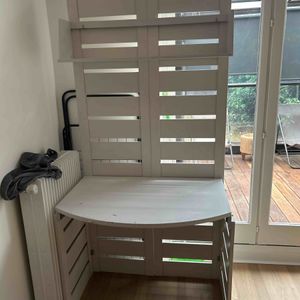 bureau paint en blanc 
