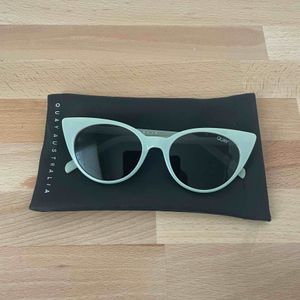 Lunette okay 