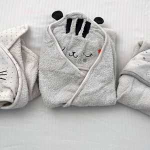 Serviettes (x3) à capuche Bébé