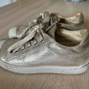 Chaussures fille P 28