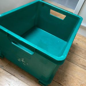 Je cherche ces Caisses en plastique 