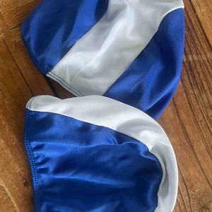 Lot 2 bonnets de bain (3)
