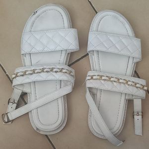 Sandales blanches T38 BE