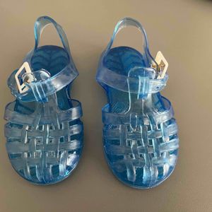 Chaussures de plage enfant taille 22