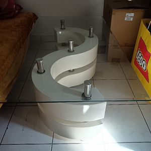 Table basse plateau en verre
