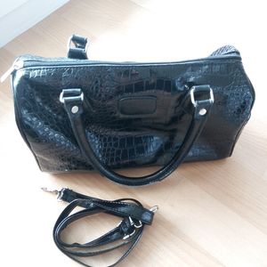 Sac à main ou bandoulière noir