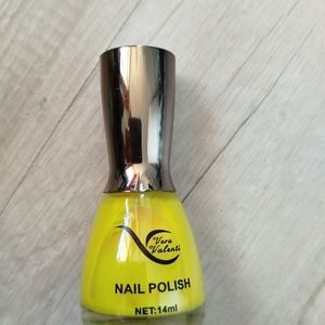 Vernis jaune 