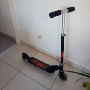 Trottinette enfant