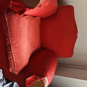 Véritable fauteuil Club en Ottoman 