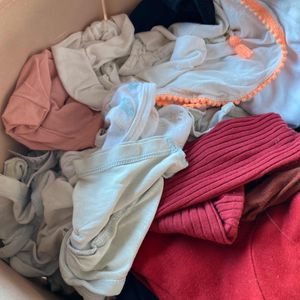 Lot de bodies et cape de bain 