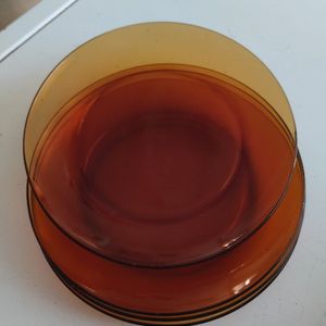 4 assiettes plates