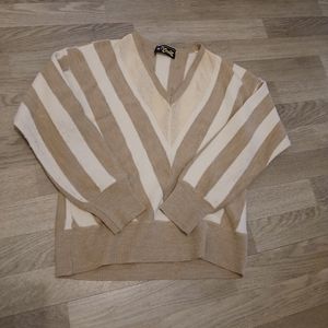 Pull taille L