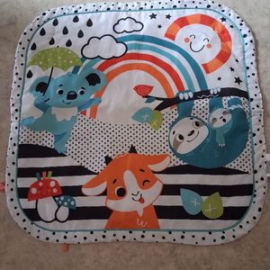 Petit Tapis bébé 