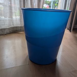Poubelle de bureau  