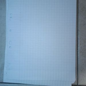 Petit lot de grandes feuilles à carreaux 