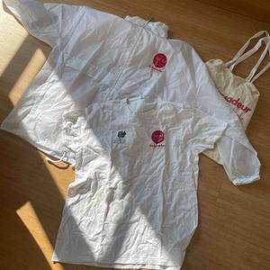 Lot kway t-shirt et tote bag 