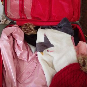 Done valise avec des linges enfants 2-3 