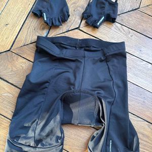 Cuissard et gants vélo 10 ans