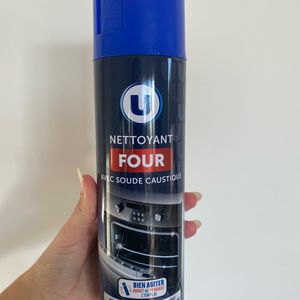 Nettoyant four