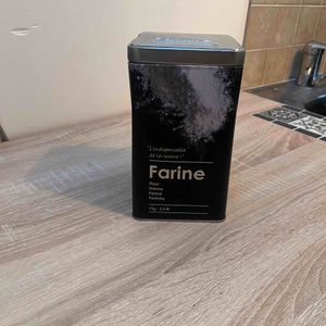 Pot pour farine