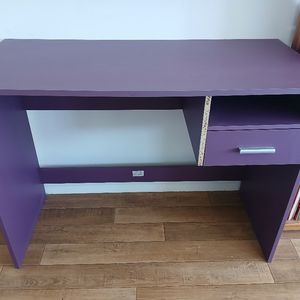 Bureau violet