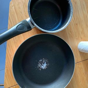 Lot de poêle et casserole pour dépanner 